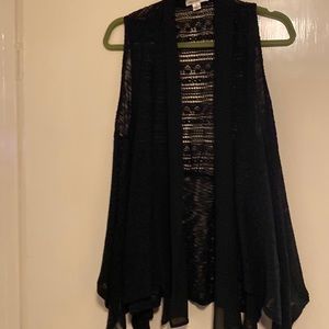 Black knit/rayon/chiffon vest